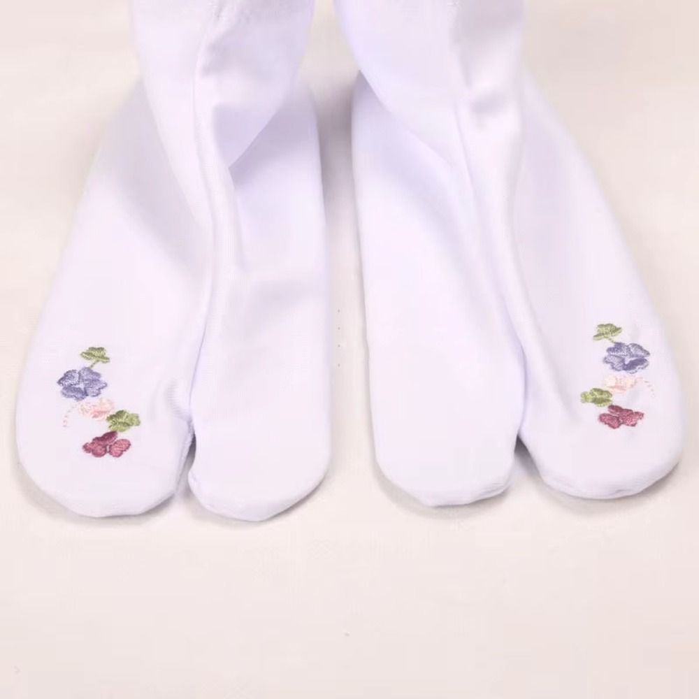 Embroidery On Socks - ถุงเท้าปักลายดอกไม้แบบสองนิ้ว ถุงเท้าครึ่งน่องสไตล์ญี่ปุ่น ถุงเท้าแยกนิ้วสำหรับผู้หญิง ถุงเท้าแยกนิ้วสำหรับคอสเพลย์