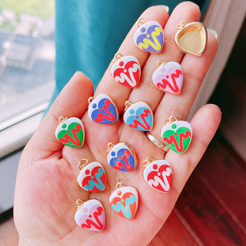 จี้รูปหัวใจและดาวสุดฮิต 2 ชิ้น - Embroidery Charm บทวิจารณ์และราคา