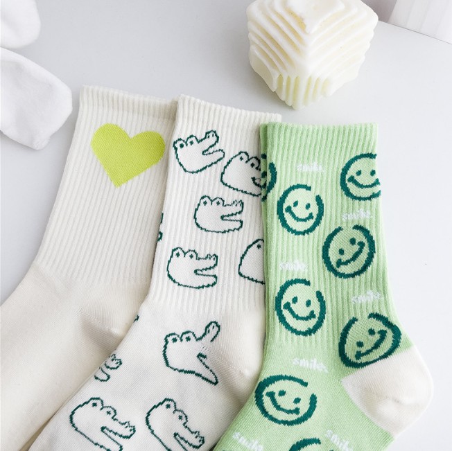 ถุงเท้าแฟชั่นสไตล์ฮาราจูกุ ฮิป - Embroidery On Socks บทวิจารณ์และราคา