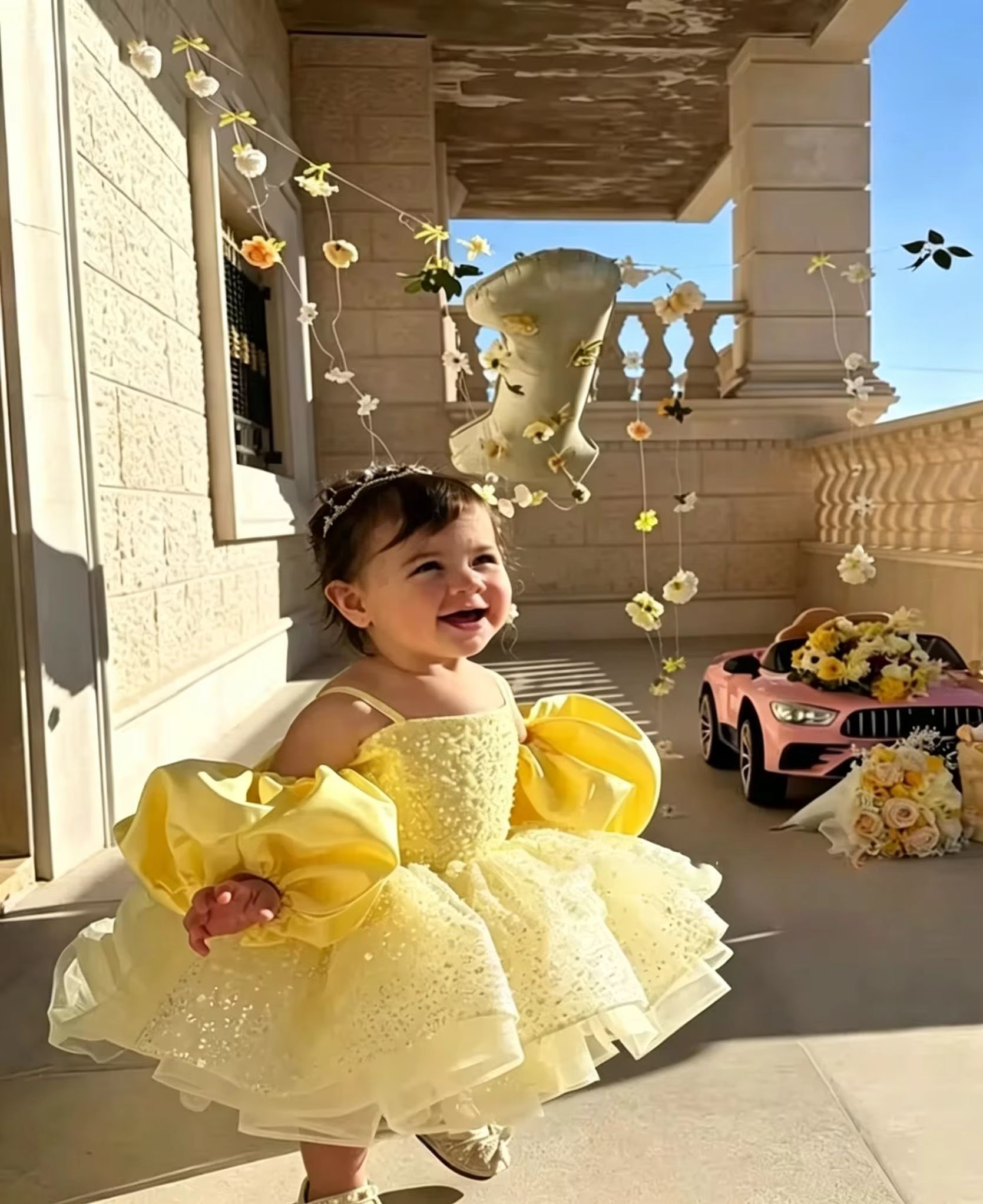 ชุดเดรสเด็กผู้หญิงสีเหลืองน่าร - Embroidery Yellow Dress บทวิจารณ์และราคา