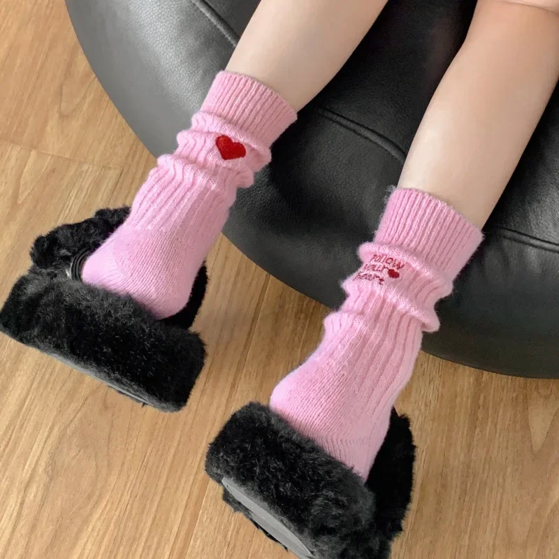 ถุงเท้าข้อกลางสไตล์ฮาราจูกุ น่ - Embroidery On Socks บทวิจารณ์และราคา