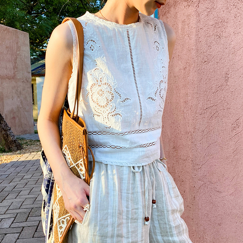 เสื้อกล้ามผ้าฝ้ายสีขาวสไตล์โบฮ - Embroidery Vest บทวิจารณ์และราคา