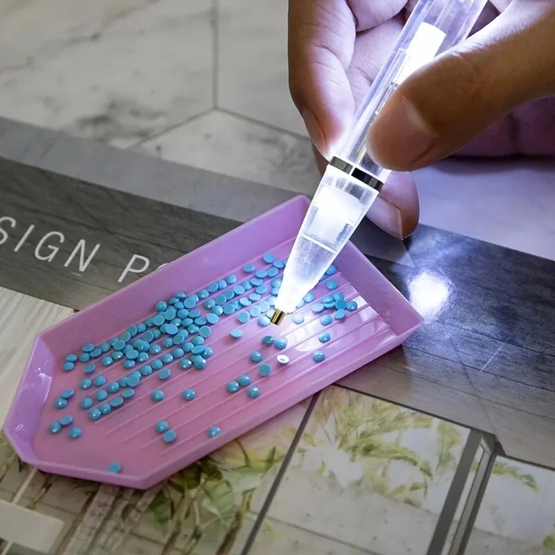 ปากกาเพชร LED สำหรับงานปักครอส - Embroidery Artwork บทวิจารณ์และราคา