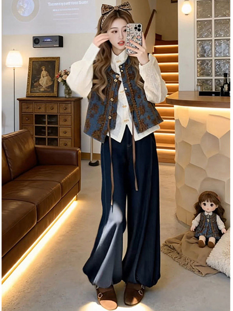 ชุดเซ็ตสามชิ้น เสื้อกั๊กยีนส์ป - Embroidery Vest บทวิจารณ์และราคา