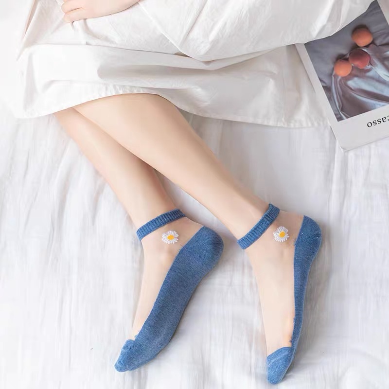 ถุงเท้าข้อสั้นลายดอกเดซี่ คริส - Embroidery On Socks บทวิจารณ์และราคา