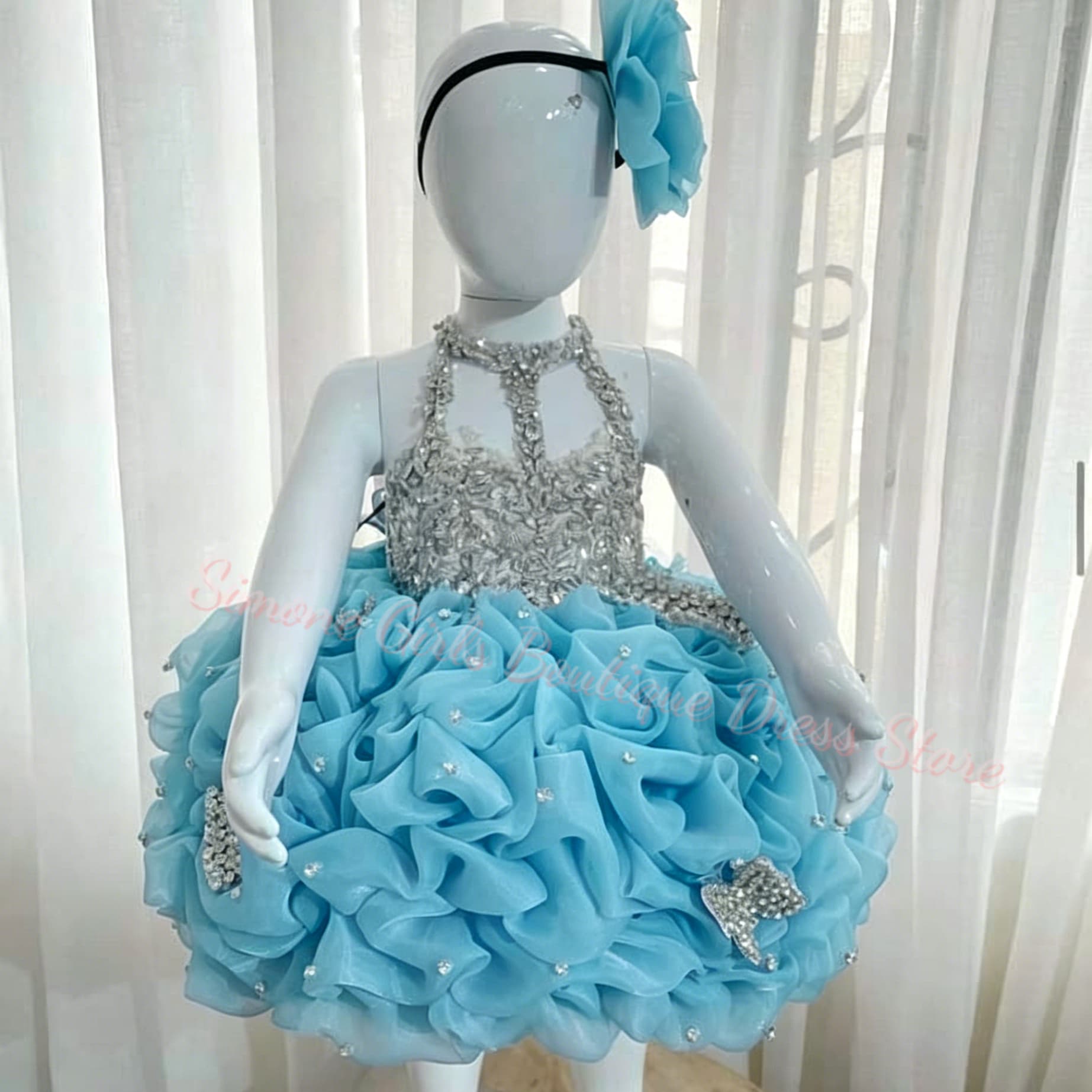ชุดเดรสเด็กผู้หญิงสีเหลืองประด - Embroidery Yellow Dress บทวิจารณ์และราคา