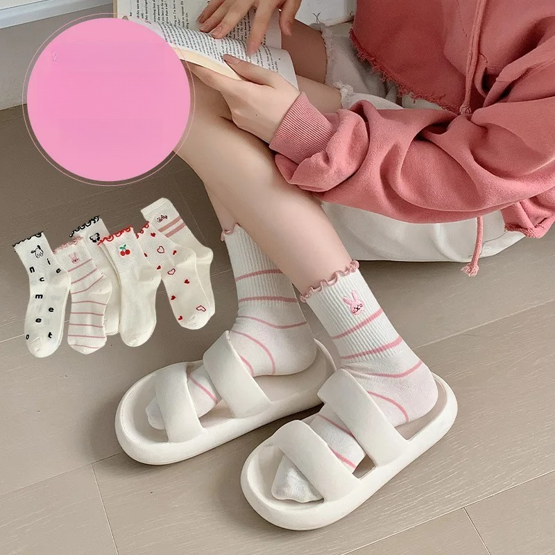 ถุงเท้าผู้หญิง ผ้าฝ้าย ลายกระต - Embroidery On Socks บทวิจารณ์และราคา